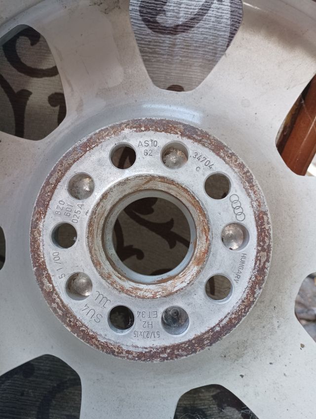 Llanta de aluminio Audi a2