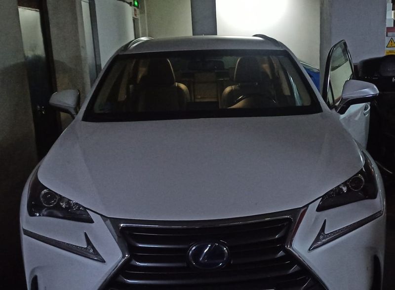 Lexus NX 2017 - foto 1