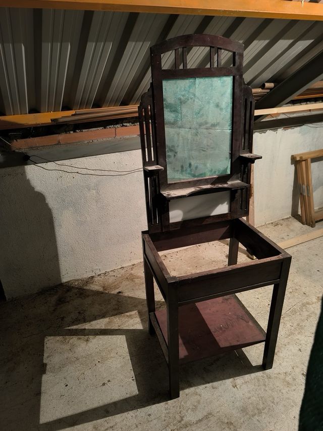 Montura de tocador antiguo