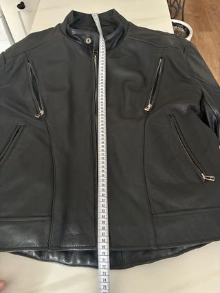 Cazadora moto de piel tipo custom
