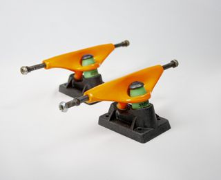 truck dealt bolt zorlac vintage