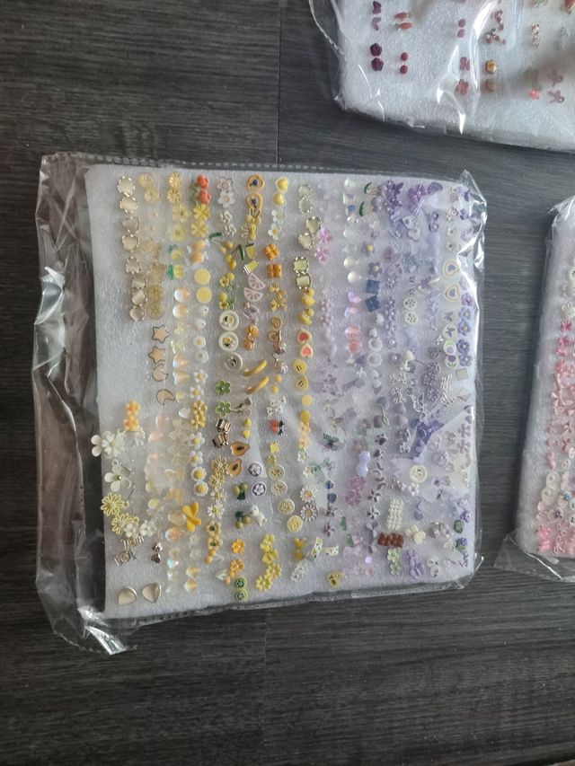 Pendientes multicolores