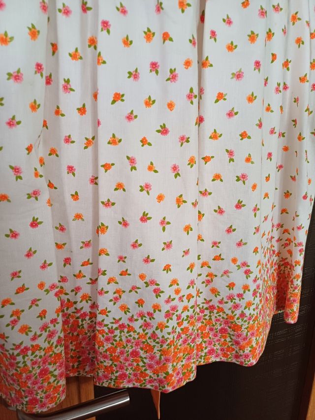 Vestido niña flores naranjas