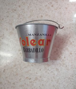 Cubo para cerveza con asa