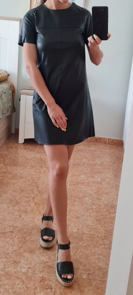 VESTIDO POLIPIEL NEGRO