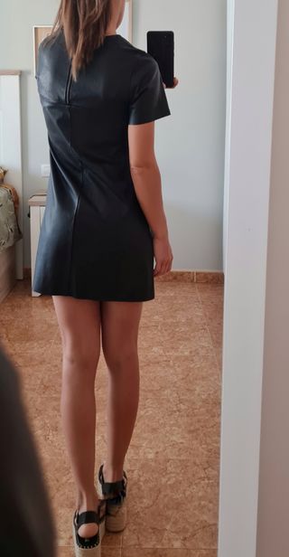 VESTIDO POLIPIEL NEGRO