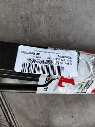 Elevalunas delantero derecho Seat ibiza
