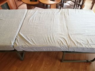 Cama abatible