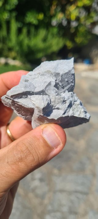 Minerali Calcite Cristallo su Marmo Carrara