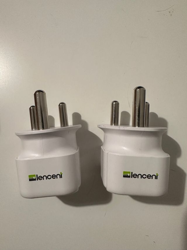 Adaptadores enchufes india