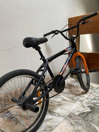 Bicicleta BMX