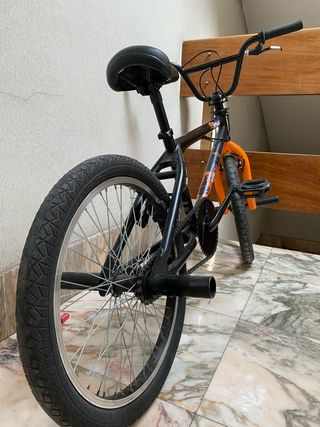 Bicicleta BMX