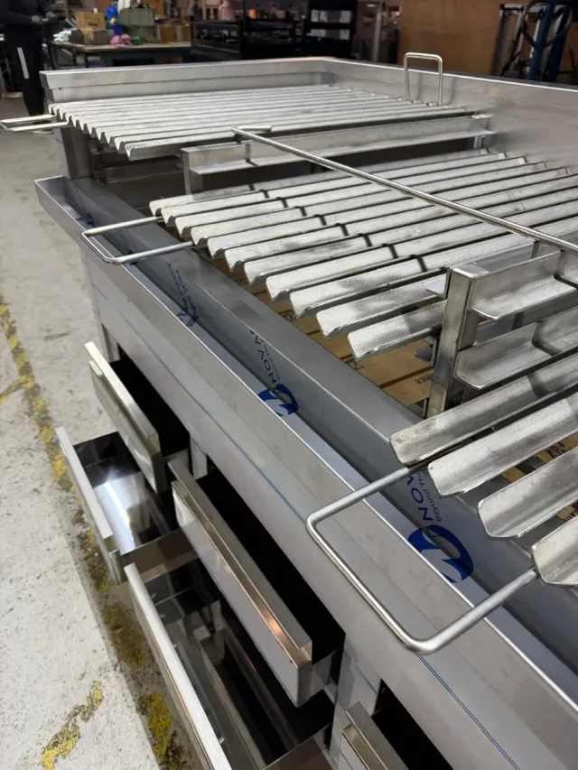 Barbacoas de leña y carbón a medida