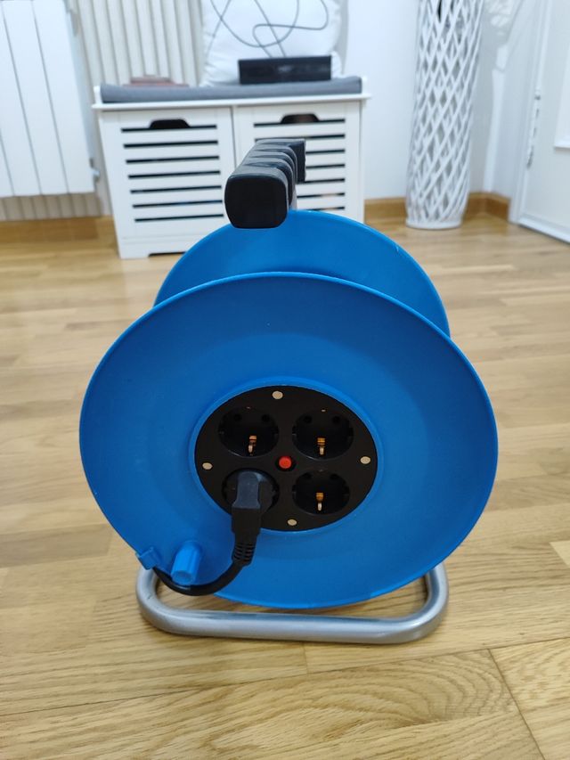 ALARGADERA ENROLLABLE 25M