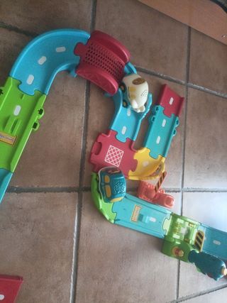 Se vende circuito de coches +2 años