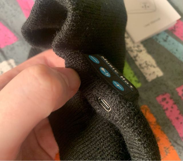 Music Hat bluetooth/cuffia per ascoltare musica