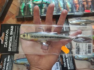 Señuelos de pesca Vega y daiwa