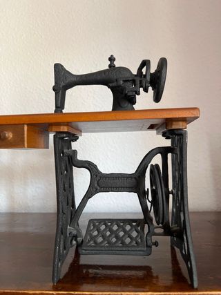 Maquina de coser , decoracion