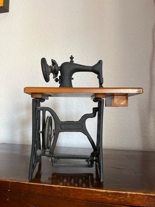 Maquina de coser , decoracion