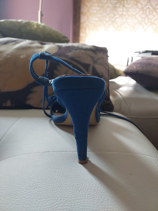 Sandalias azul electrico