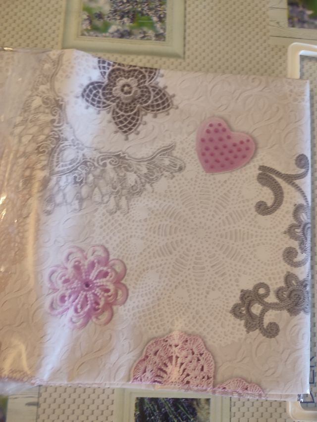 Tovaglia tonda in plastica