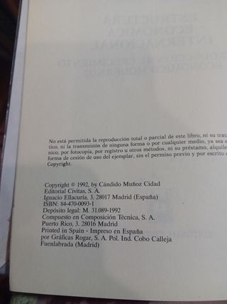 Libro estructura económica internacional