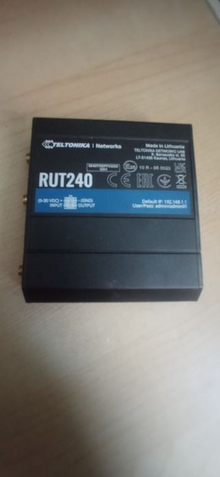 Teltonika , RUT240