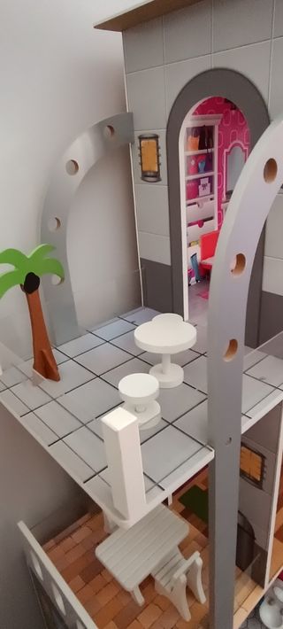 Casa de muñecas madera