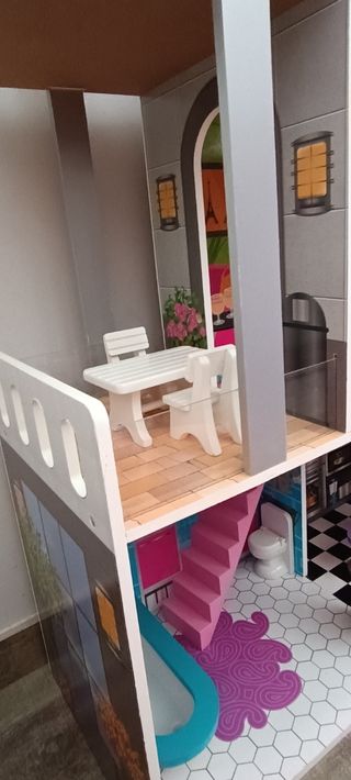 Casa de muñecas madera