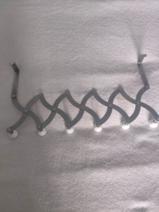 Perchero extensible para puerta