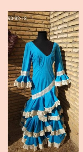 Bonitos trajes flamenca talla 32/34