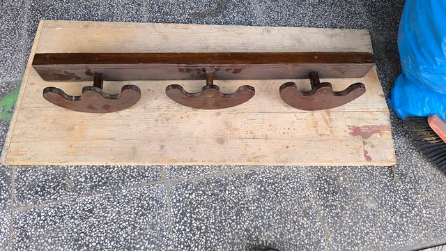 Perchero antiguo madera.