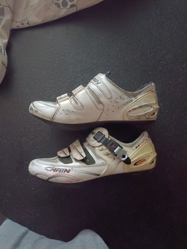 42 scarpe per bici da strada