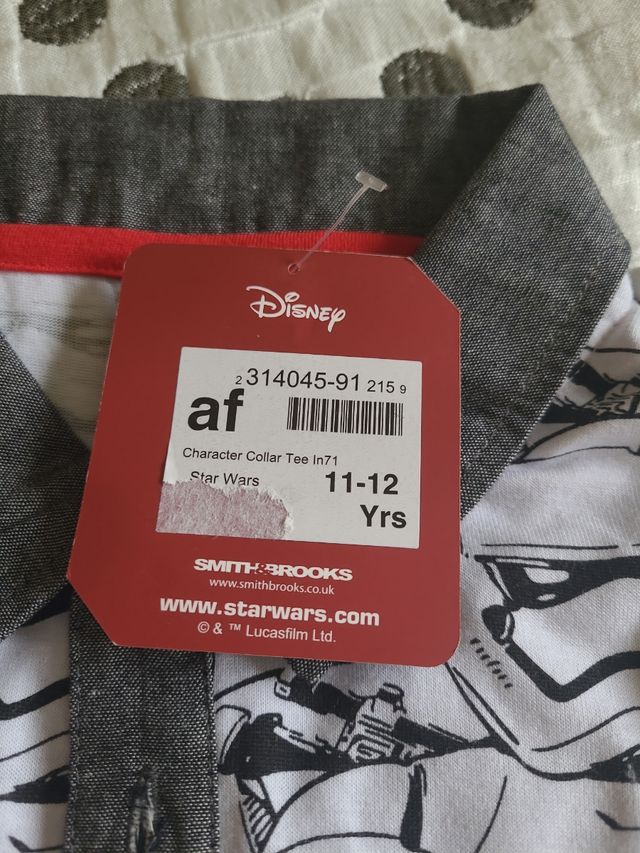 Camiseta STAR WARS perfecto para regalar