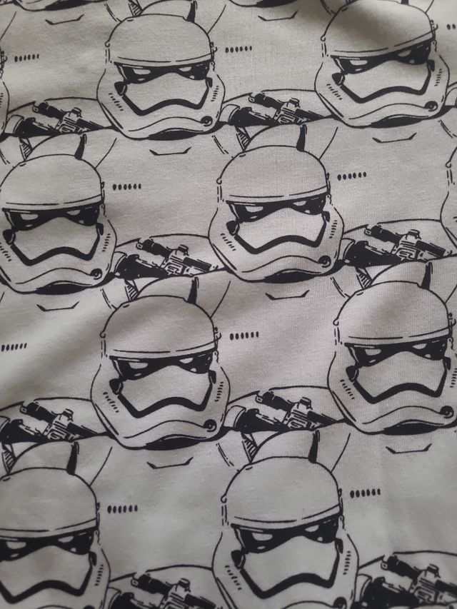Camiseta STAR WARS perfecto para regalar