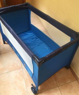 Cuna infantil de viaje