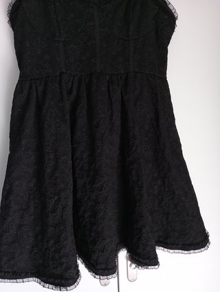 Vestido marca Shein talla M.
