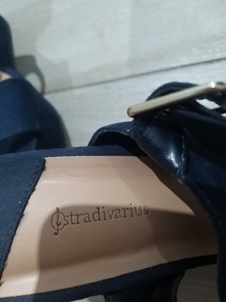 Cuñas azul marino Stradivarius N38