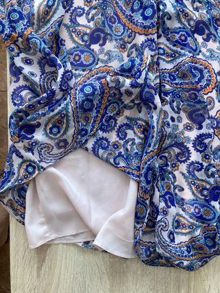 Vestido BCBGeneration con etiqueta