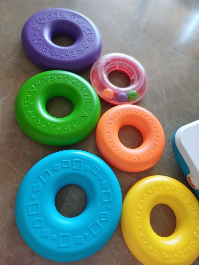 Torre GIGANTE de aros para niños