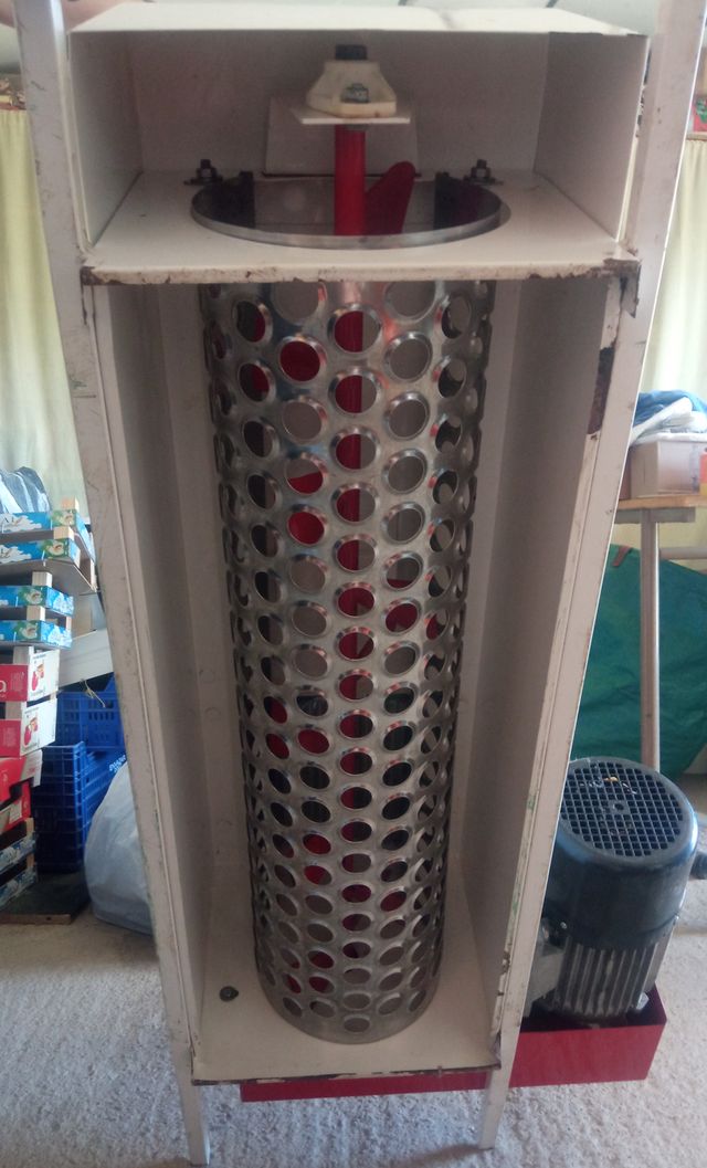 Estrujadora despalilladora de uva