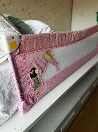 Barrera de cama de 150cm. Plegable 