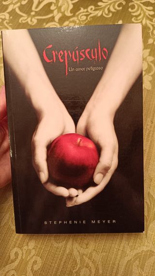Libro "Crepúsculo"