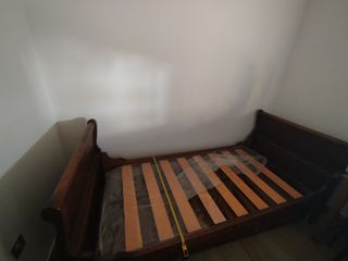 Cama de madera