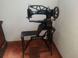 Máquina de coser zapatero