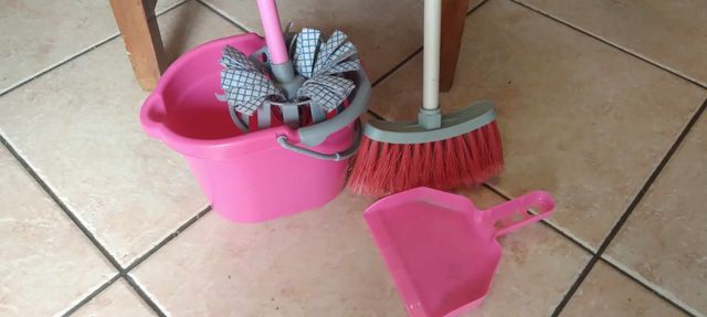 Secchiello per pulizia con accessori