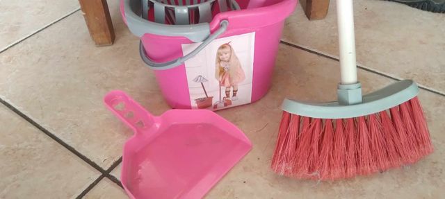 Secchiello per pulizia con accessori