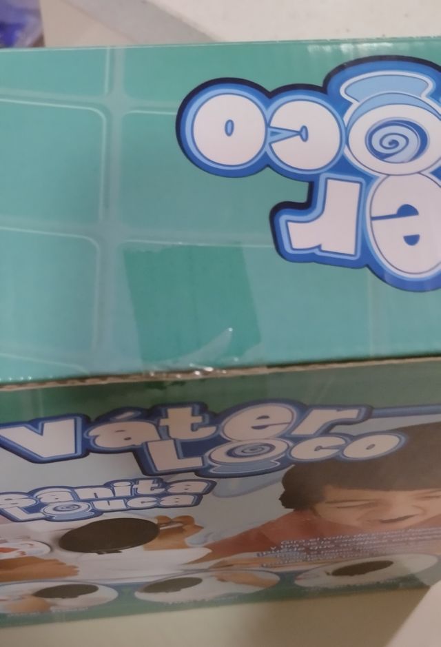 Divertente gioco da tavolo. Padre Pazzo