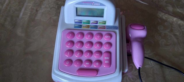 Cassa spesa per bimbi