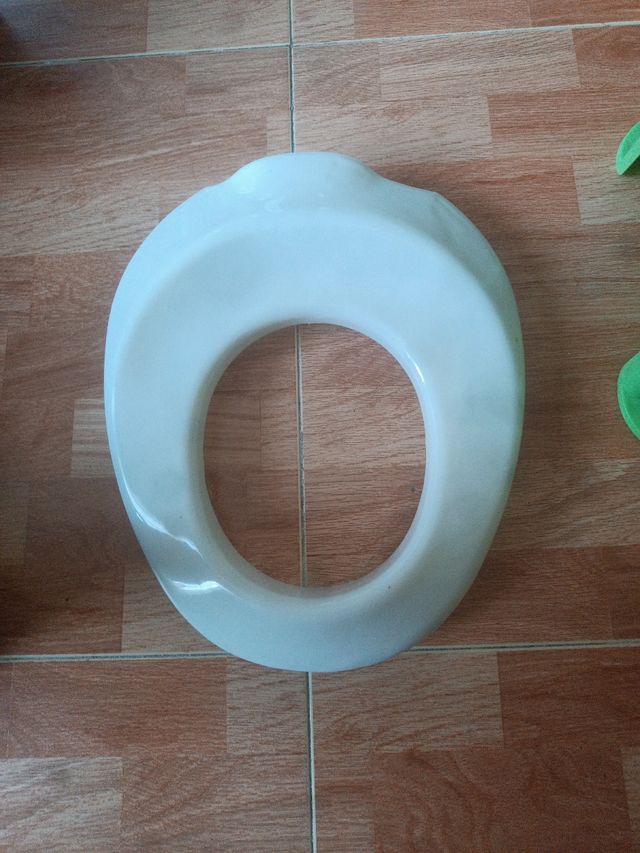 Dos reductore
WC niños